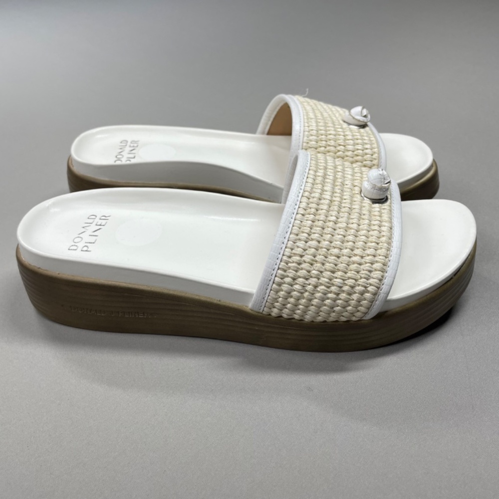 NEW Donald Pliner Shoes Womens 8 white brown Farrah sandal slip on casual - Picture 2 of 11